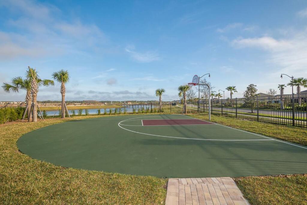 Luxury Villa Inside Storey Lake, Kissimmee - No Extra Fees エクステリア 写真
