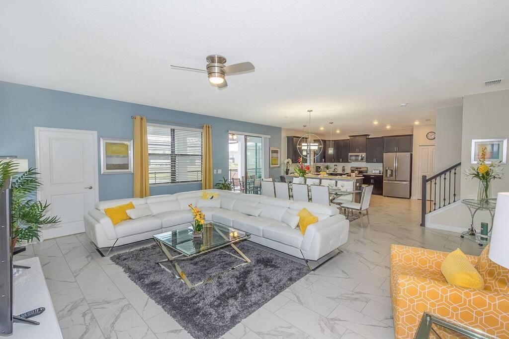 Luxury Villa Inside Storey Lake, Kissimmee - No Extra Fees エクステリア 写真