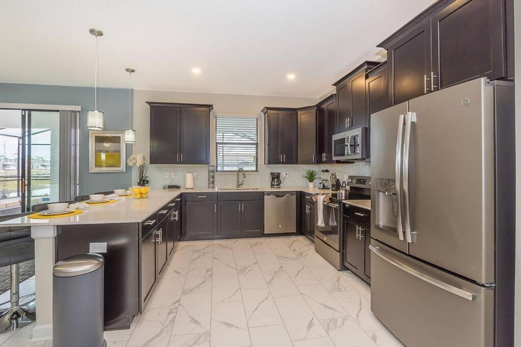 Luxury Villa Inside Storey Lake, Kissimmee - No Extra Fees エクステリア 写真