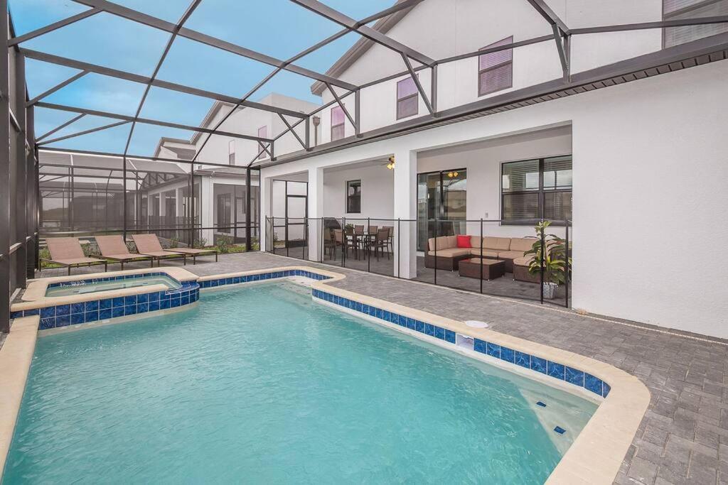 Luxury Villa Inside Storey Lake, Kissimmee - No Extra Fees エクステリア 写真