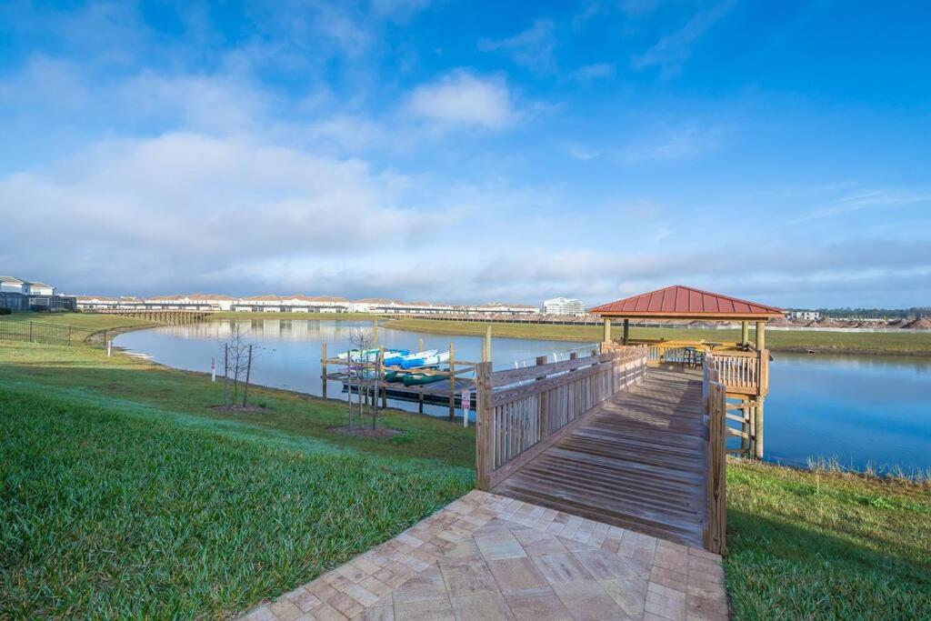 Luxury Villa Inside Storey Lake, Kissimmee - No Extra Fees エクステリア 写真