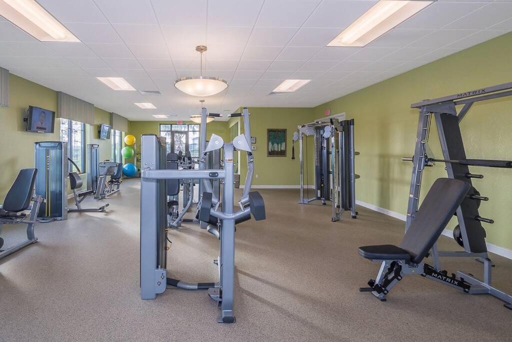 Luxury Villa Inside Storey Lake, Kissimmee - No Extra Fees エクステリア 写真
