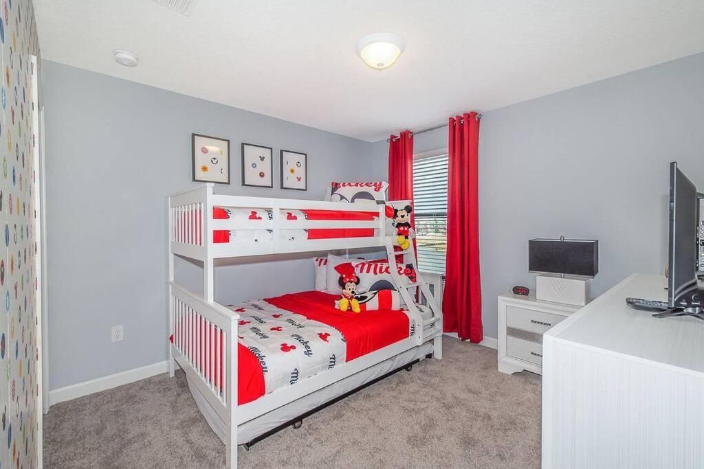 Luxury Villa Inside Storey Lake, Kissimmee - No Extra Fees エクステリア 写真